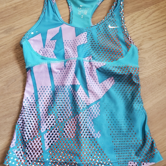 Nike workout tops bundle - Picture 9 of 10